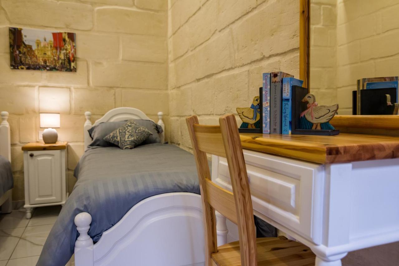 Ta' Gilard - Lovely Renovated Holiday Home Zabbar Экстерьер фото